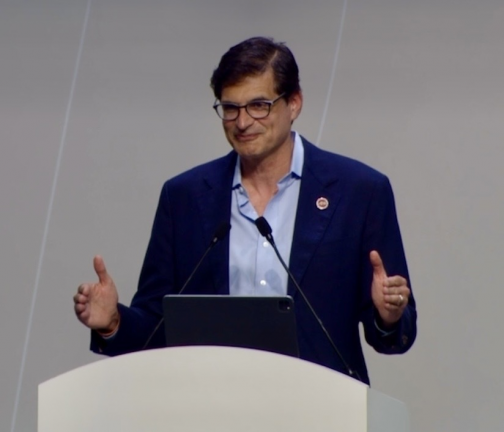 Senator Becker hosting a press conference at COP 30.