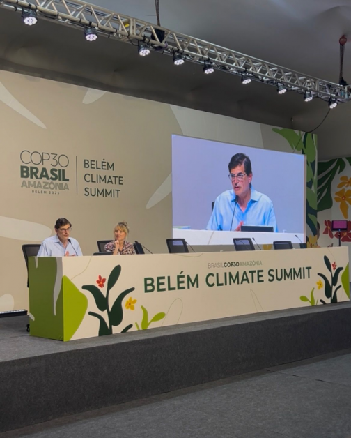 Senator Becker addressing delegates at COP30.